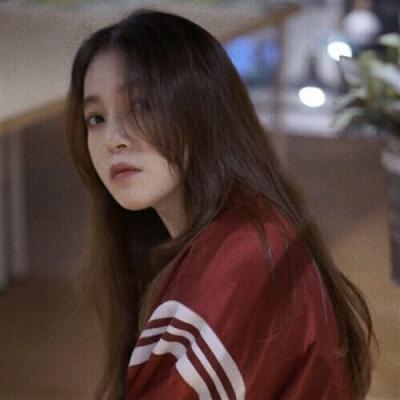 遨游心海的女生撩人昵称四字抒情予你 可爱点